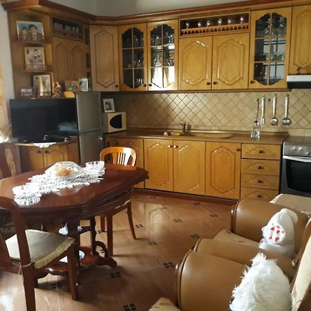 Villa Mukaj Fratar Kültér fotó