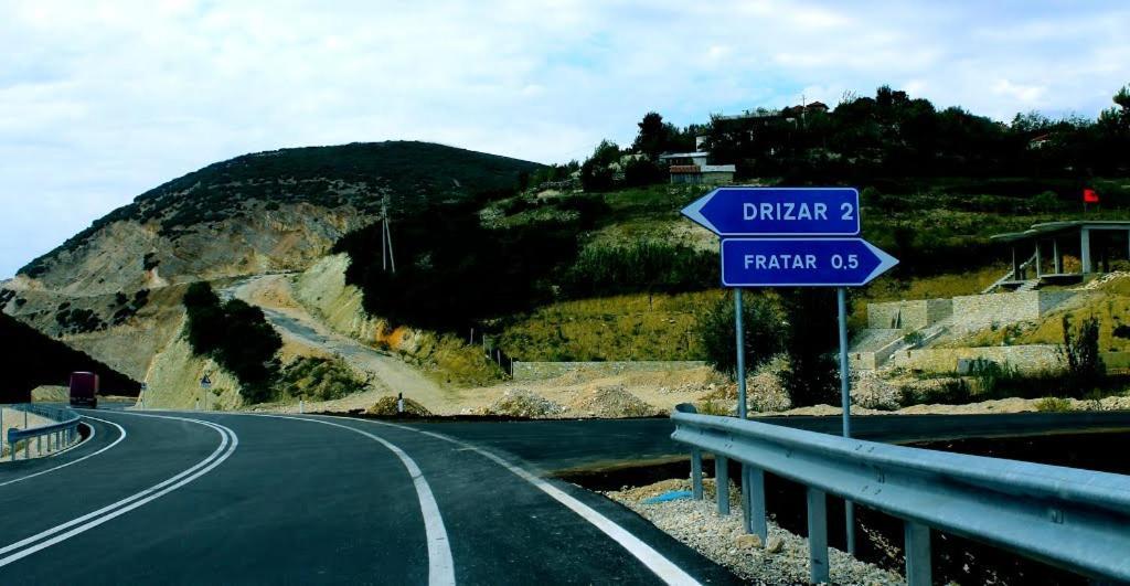 Villa Mukaj Fratar Kültér fotó
